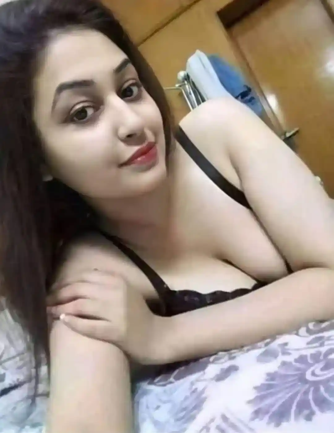 aunty cheap Call Girl in Hyderabad
